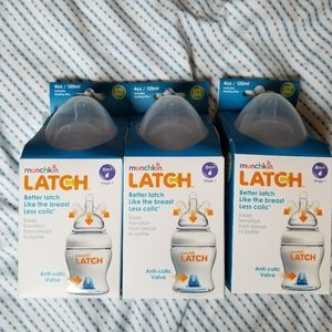 Baby bottles set of 3 MUNCHKIN *NEW*